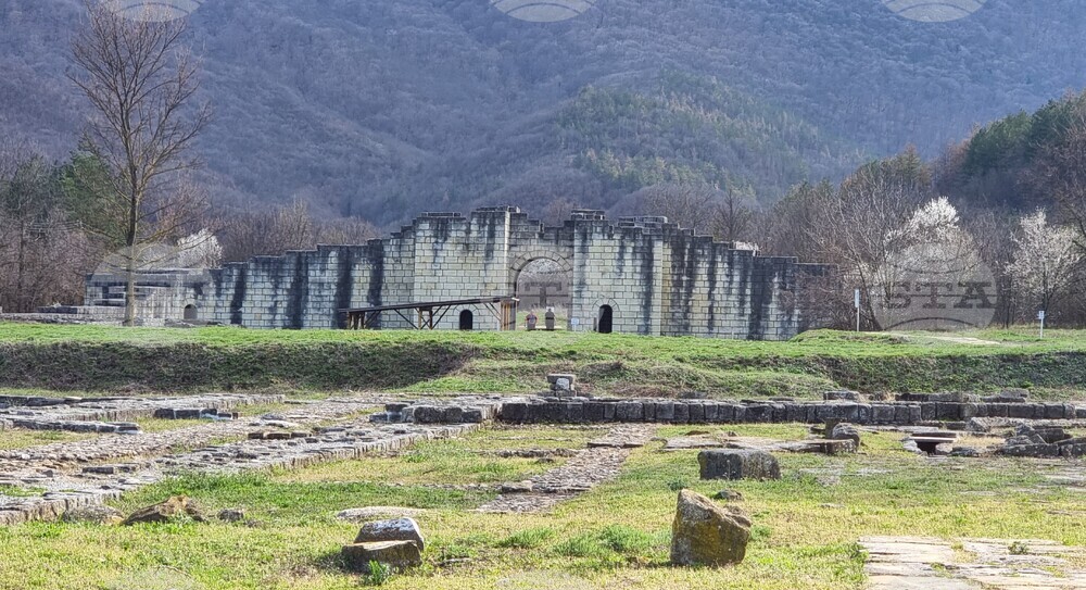Austrian Citizen Critically Injured in Fall at Archaeological Reserve
