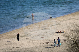 Бургас - слънчево време - ежедневие