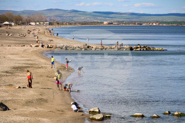 Бургас - слънчево време - ежедневие
