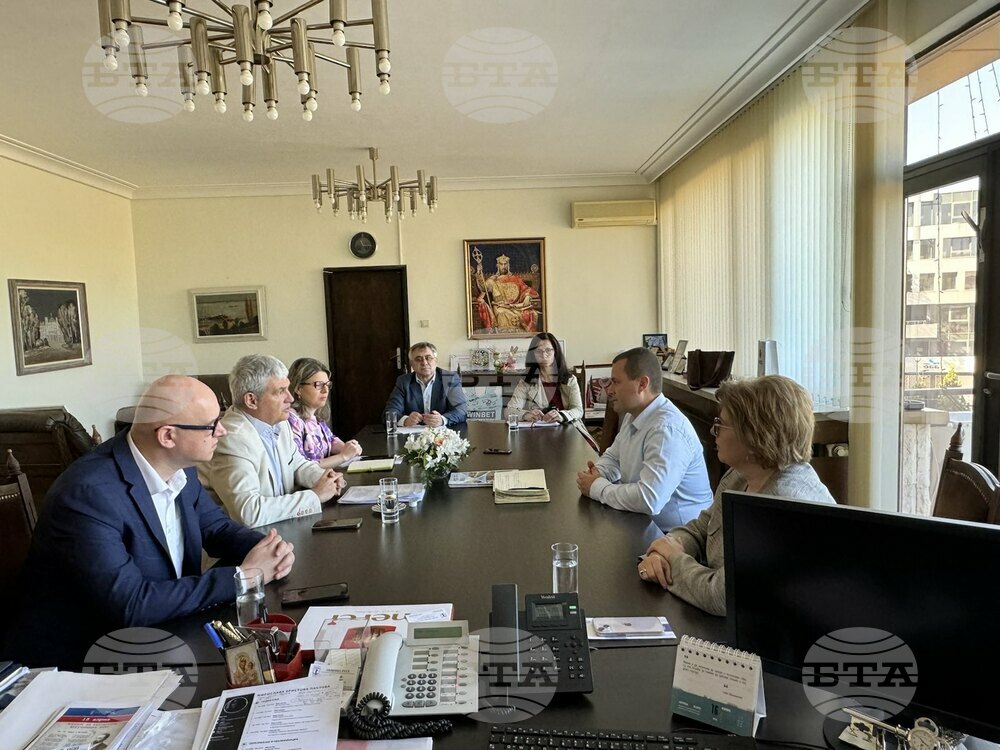 Кметът на Русе се срещна с президента на КНСБ Пламен Димитров и екипа му