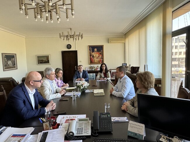 Кметът на Русе се срещна с президента на КНСБ Пламен Димитров и екипа му