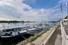 Видин - ниво на река Дунав - кораби