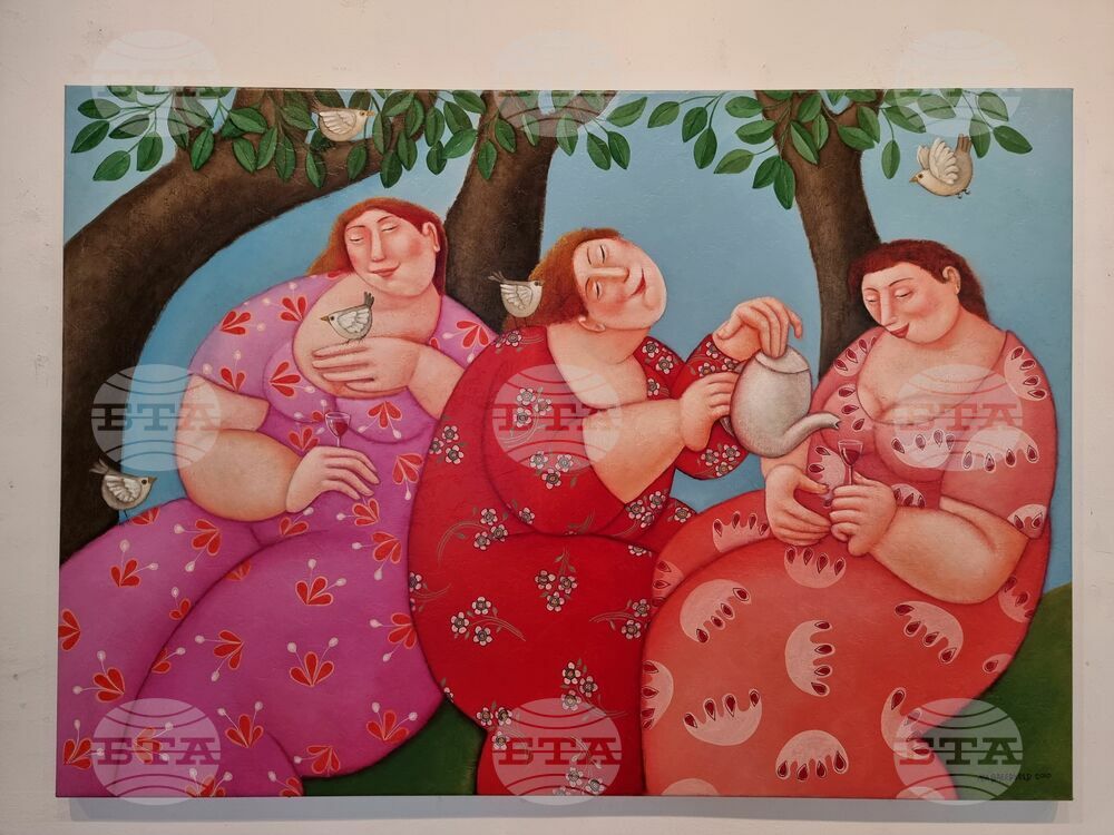 Salon of Naive Art Conveys Joy of Life at Varna City Art Gallery