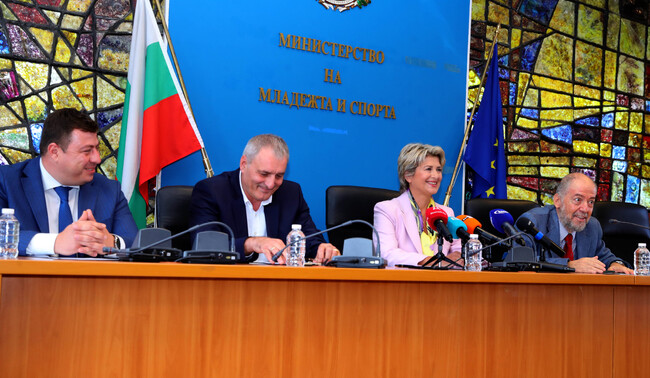 Весела Лечева - екип - представяне