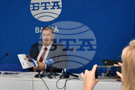 Варна - Национален пресклуб на БТА Варна - Емил Радев - пресконференция