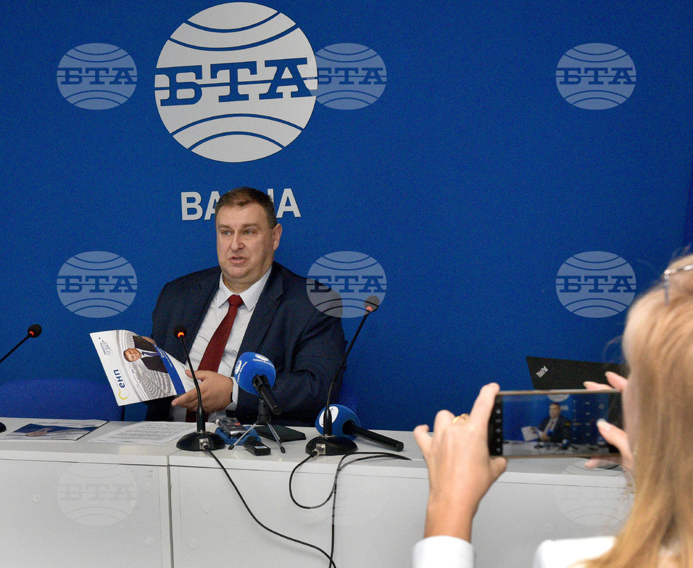 Варна - Национален пресклуб на БТА Варна - Емил Радев - пресконференция