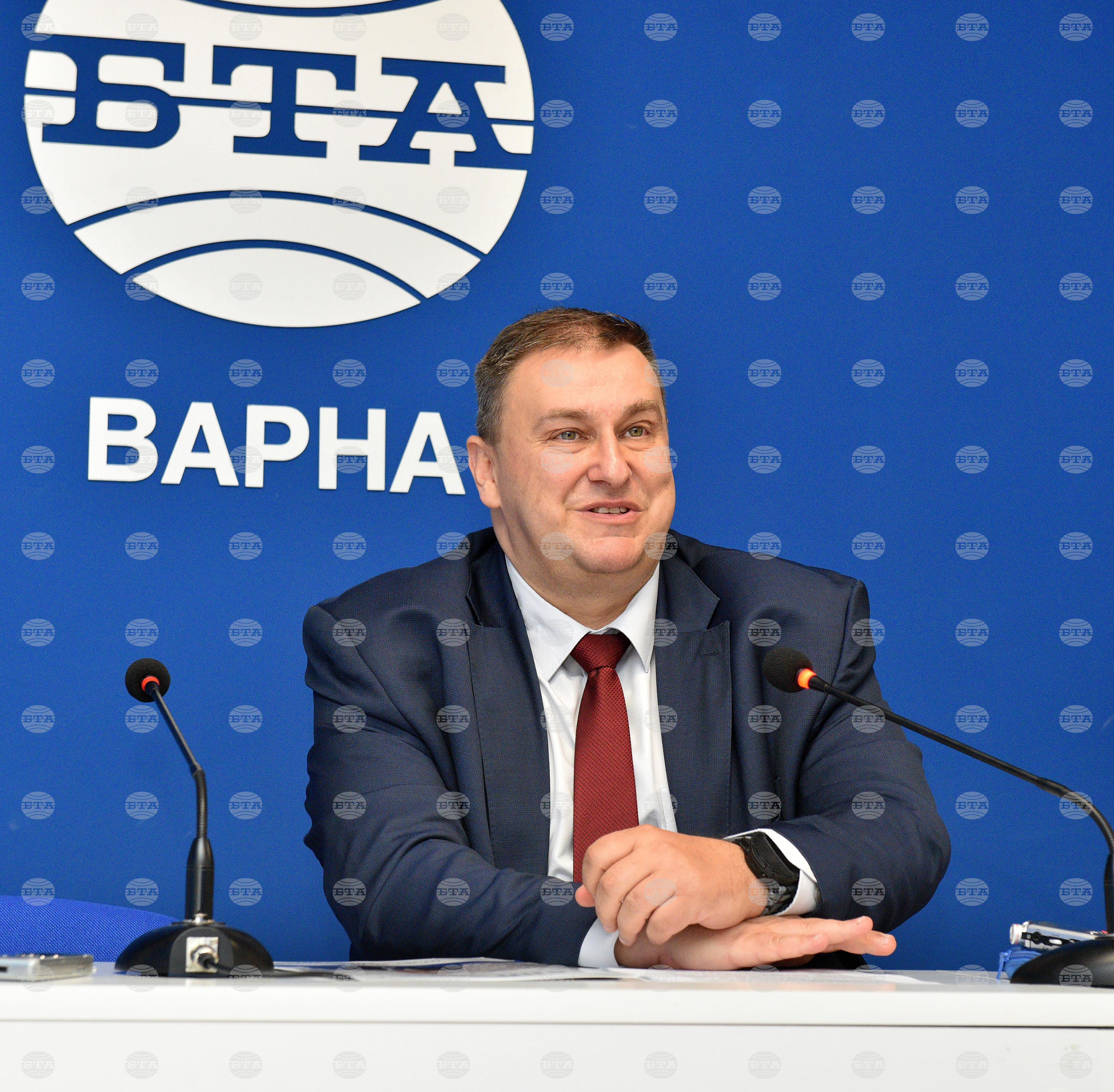 Варна - Национален пресклуб на БТА Варна - Емил Радев - пресконференция