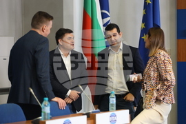 Национален пресклуб на БТА София - Сдружение за модерна търговия - пресконференция