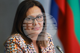 Национален пресклуб на БТА София - Сдружение за модерна търговия - пресконференция