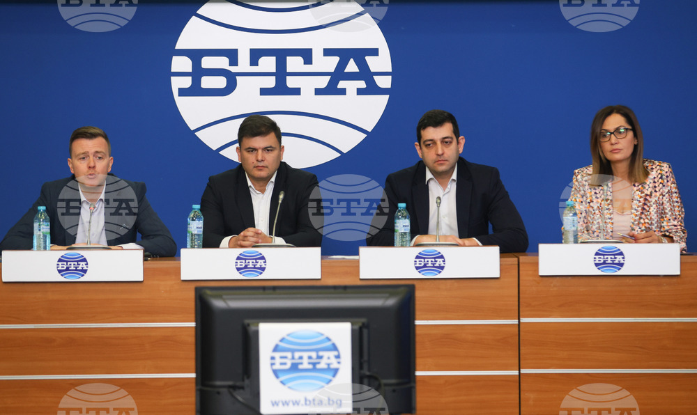 Национален пресклуб на БТА София - Сдружение за модерна търговия - пресконференция