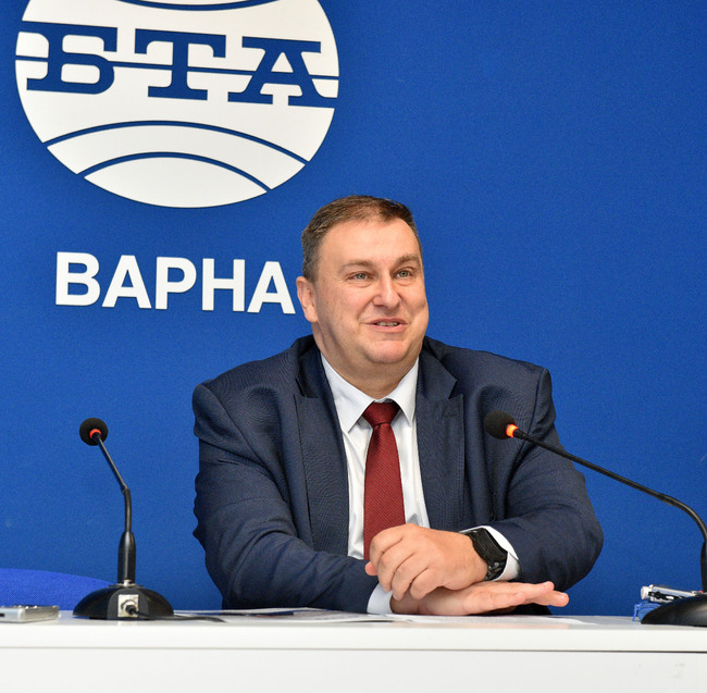 Пресконференция на евродепутата от ЕНП/ГЕРБ Емил Радев