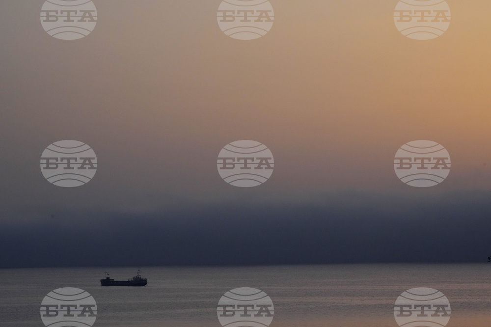 Кораб с 871 тона хуманитарни помощи потегли от Турция за Газа