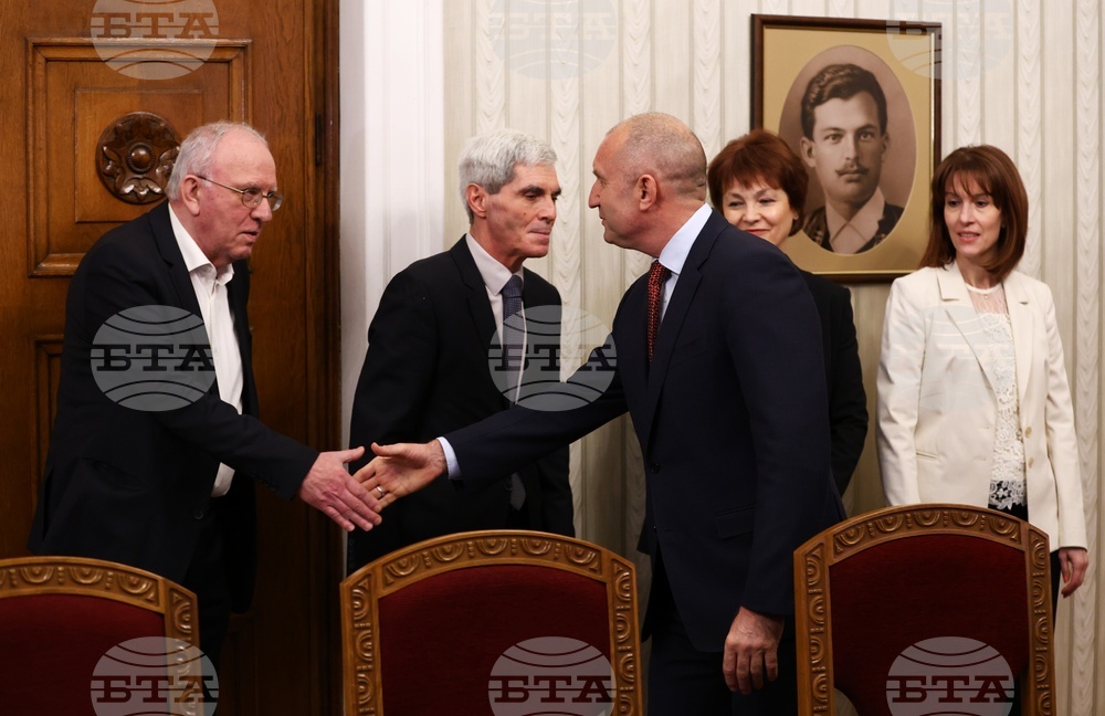 Румен Радев - ЦИК - среща