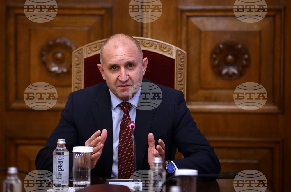 Румен Радев - ЦИК - среща