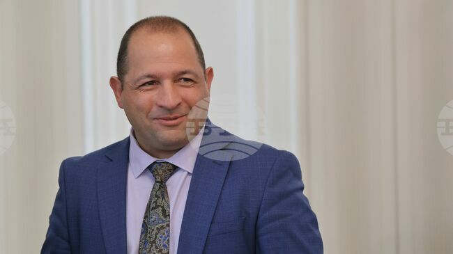 Velichie Leader’s Anti-Catholic Slur Sparks Parliamentary Clash