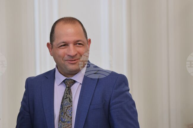 Velichie Leader’s Anti-Catholic Slur Sparks Parliamentary Clash