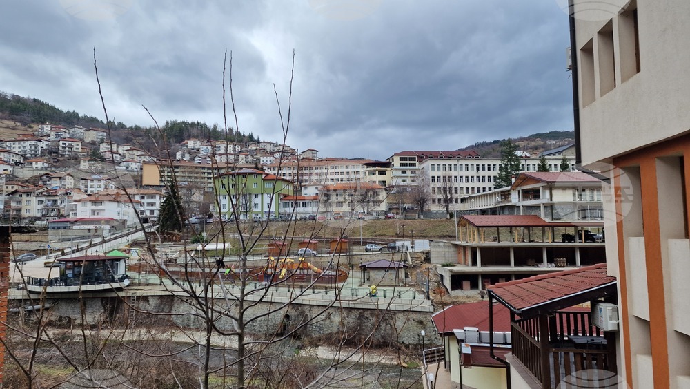 Общинският съвет в Баните одобри решения за разпореждане с имоти