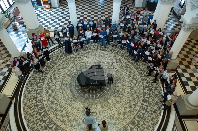 Румъния - библиотеки - музеи - предупредителна стачка