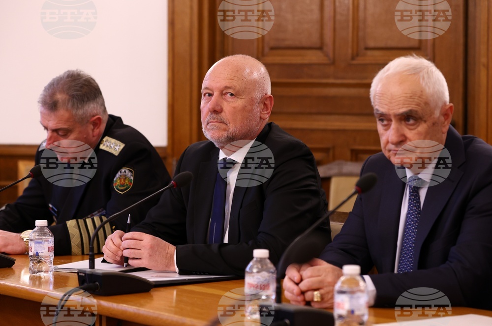 Народно събрание - Комисия по отбрана - заседание