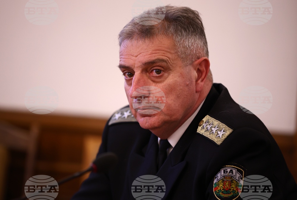На базата на променената среда за сигурност актуализираме военновременните формирования, каза адмирал Емил Ефтимов