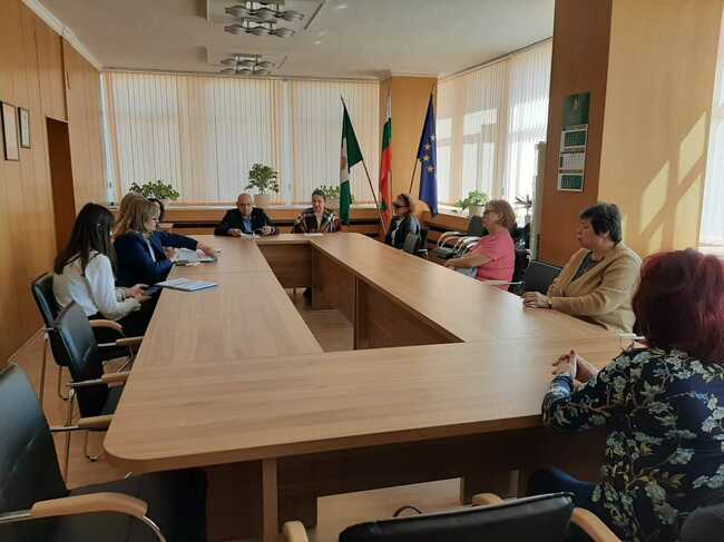 Община Разград подписа колективен трудов договор с представители на две синдикални организации в областта на здравеопазването
