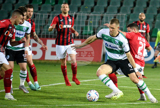 Варна - футбол - Черно море-Локомотив (София)