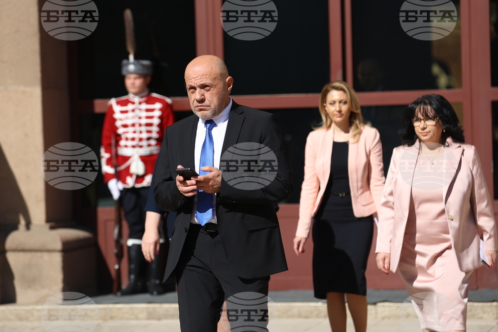 ГЕРБ-СДС - брифинг