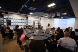 БТА - списание ЛИК - проекти за ново графично оформление