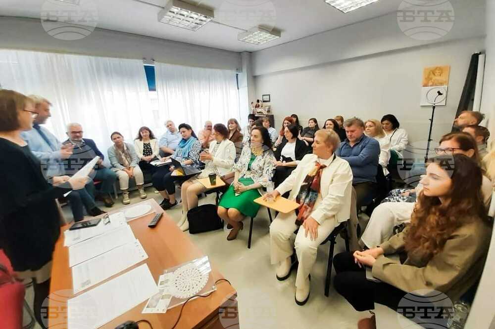International Forum on Teaching Bulgarian Language in Multilingual Environment Takes Place in Athens