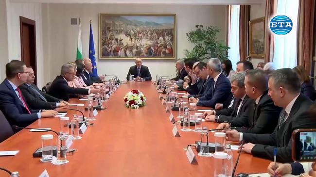 Кандидатът за служебен премиер Димитър Главчев предложи проект на структура и състав на Министерски съвет