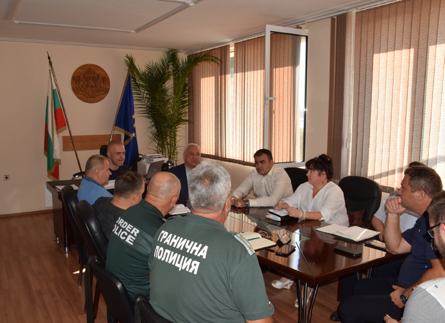 Работна среща в Областна администрация – Видин, свързана с интензивния трафик в посока ГКПП Дунав мост -2