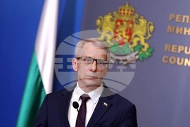 Министерски съвет - Николай Денков - брифинг