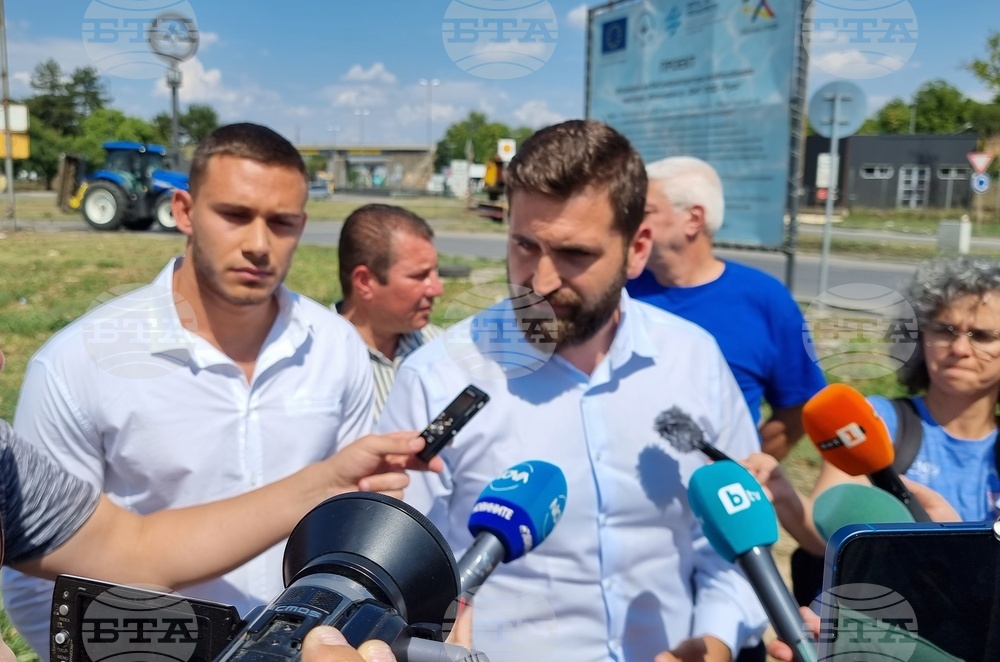 Евродепутатът Андрей Новаков предлага камион да се проверява не повече от минута на границата за намаляване на опашките
