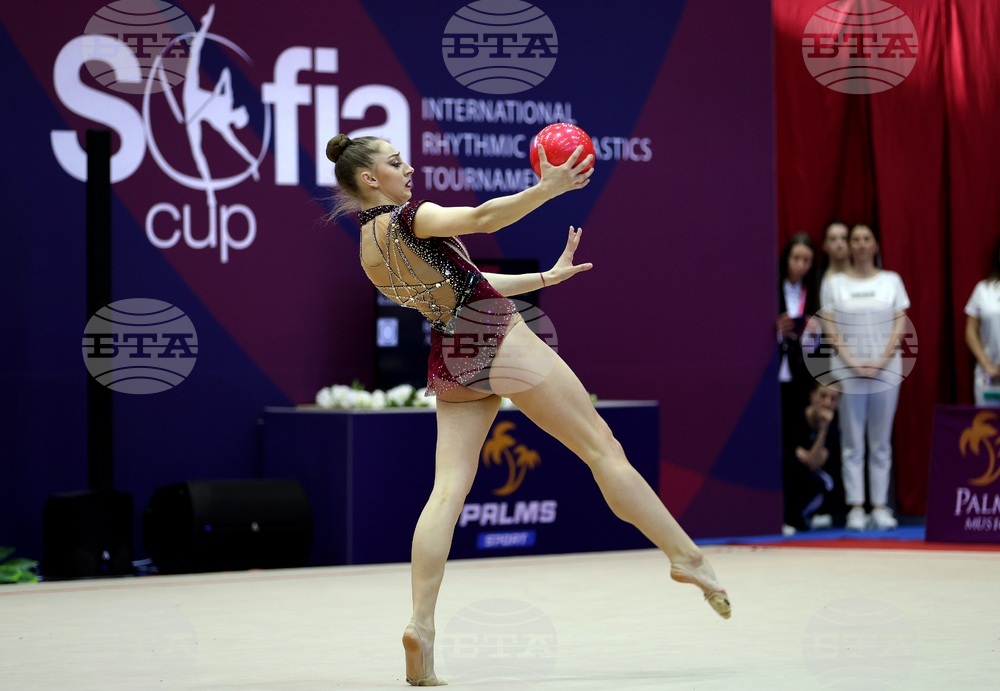 Художествена гимнастика- Боряна Калейн