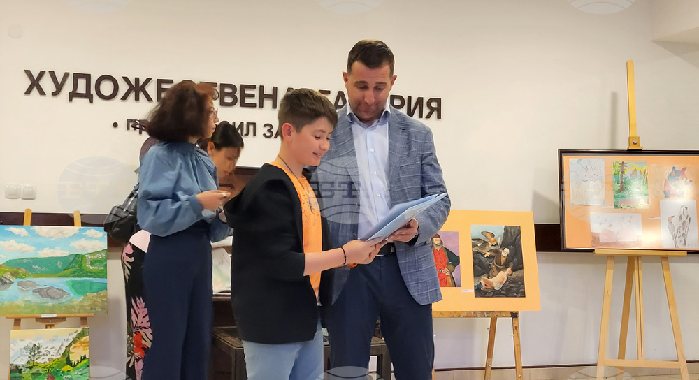 Самоков - изложба - школа - Бойко Павлов