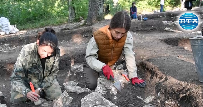 Започнаха археологическите проучвания в местността "Петрова нива" в „Сборяново“