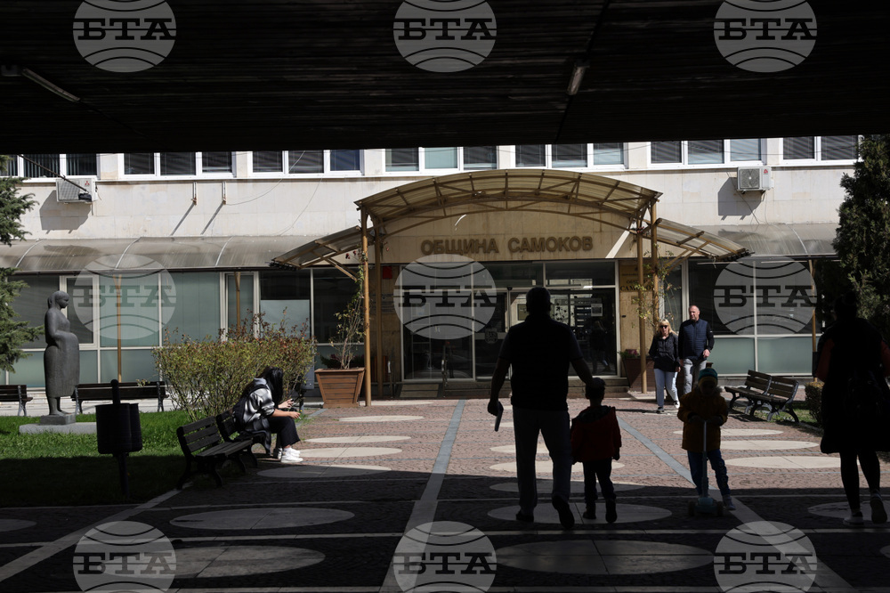 Има интерес от страна на данъкоплатците за плащане на местни данъци и такси в Самоков, казаха от администрацията