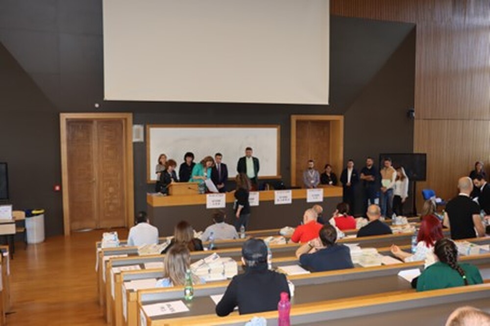 Висш съдебен съвет: 421 кандидати се явиха на писмения изпит за заемане на 20 длъжности „младши съдия“ в окръжните съдилища