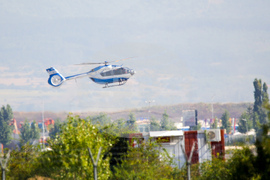 Летище София - транспортиране на пострадали деца