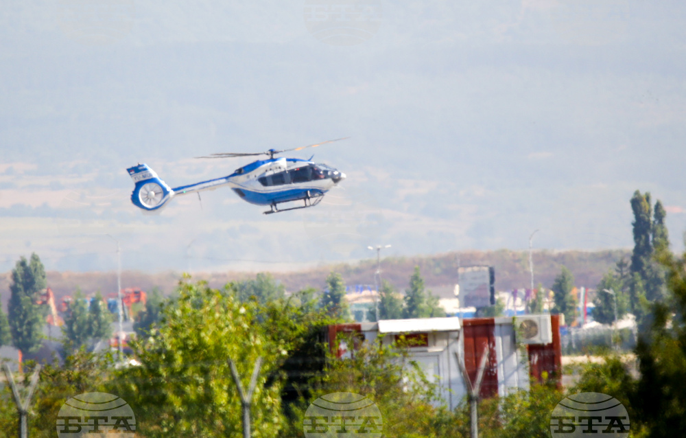 Летище София - транспортиране на пострадали деца