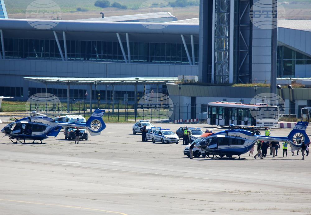 Летище София - транспортиране на пострадали деца
