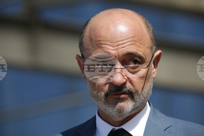 Летище София - Асен Меджидиев - транспортиране на пострадали деца