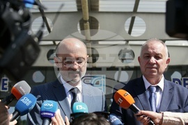 Летище София - транспортиране на пострадали деца