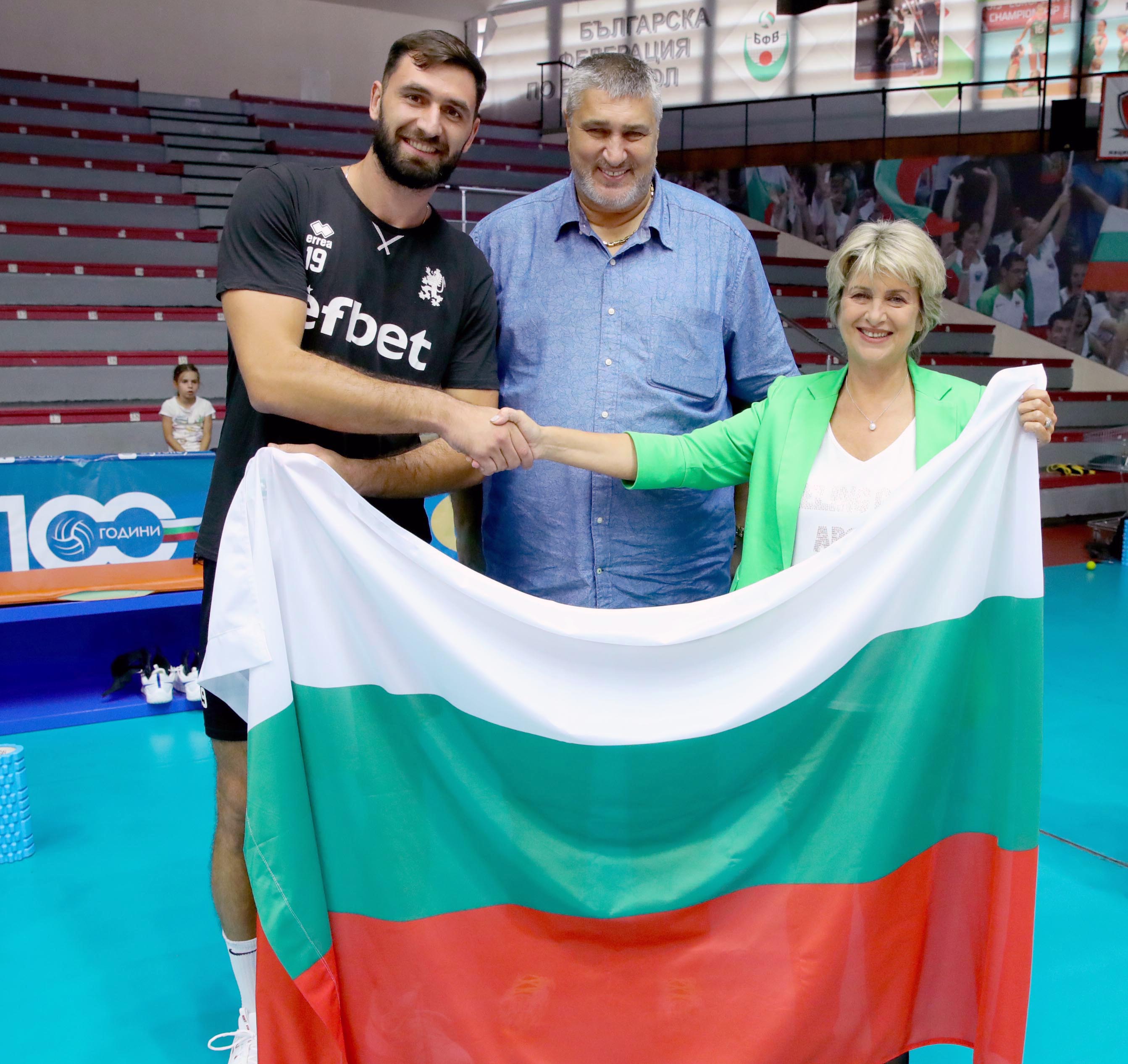 Весела Лечева – волейбол - тренировка