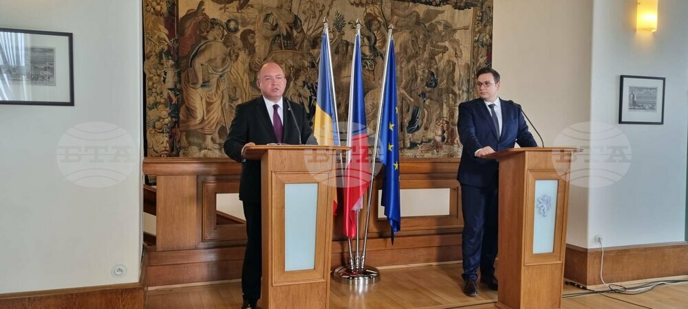 Румънският външен министър и чешкият му колега обсъдиха укрепването на секторното сътрудничество