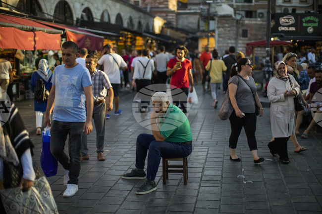 Дефицитът в държавния бюджет на Турция е нараснал със 102 процента на годишна база през февруари
