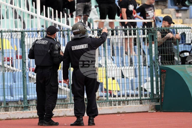 Национален стадион - футбол - Левски - ЦСКА-София - преди началото на срещата