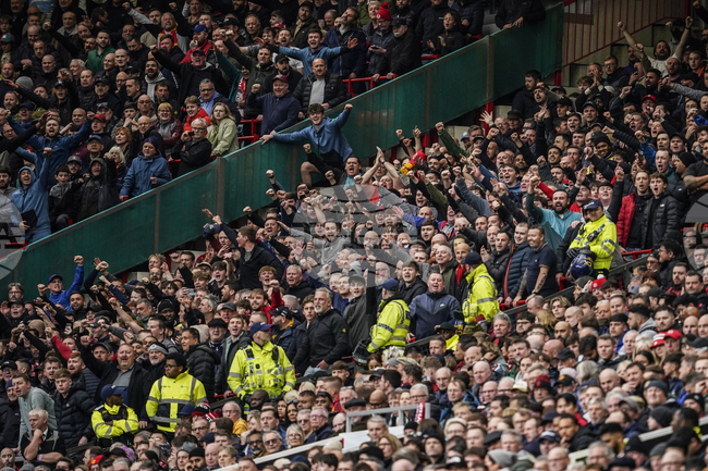 Легендата на Уелс и Ливърпул Джон Тошак е диагностициран с деменция