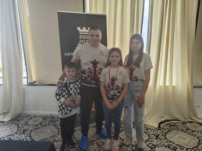 Шах клуб "Сините камъни": Нов голям успех за сливенския шах на държавните индивидуални първенства по класически шах в гр. София