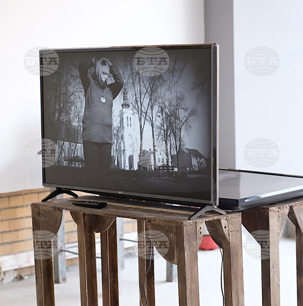 Sofia Exhibition of Romanian Artists Union Highlights Cultural Conflicts